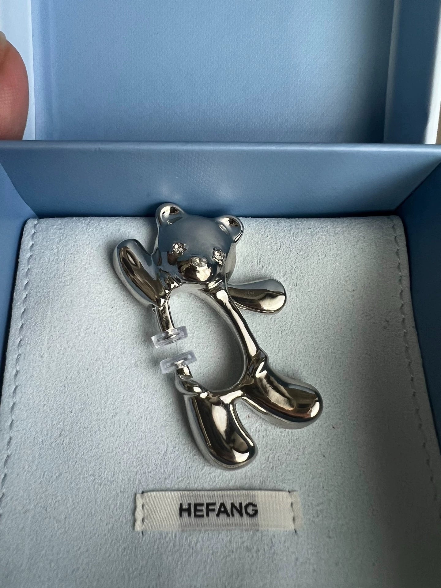 YVMIN Waving Bear Spring-Clip Earrings — original seller image 6