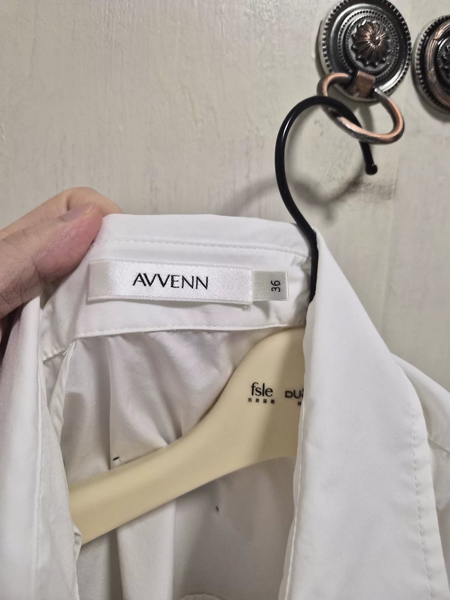 AVVENN Abstract Ink-Print Sleeveless Long Shirt