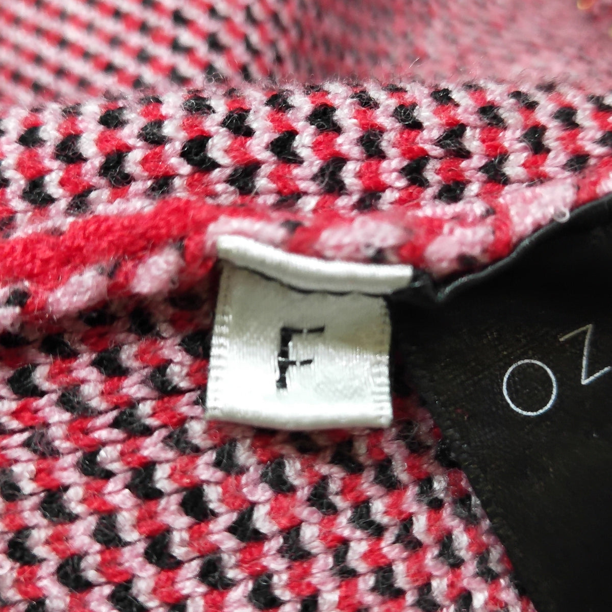Ozlana scarlet graphic sweater — detail view 7