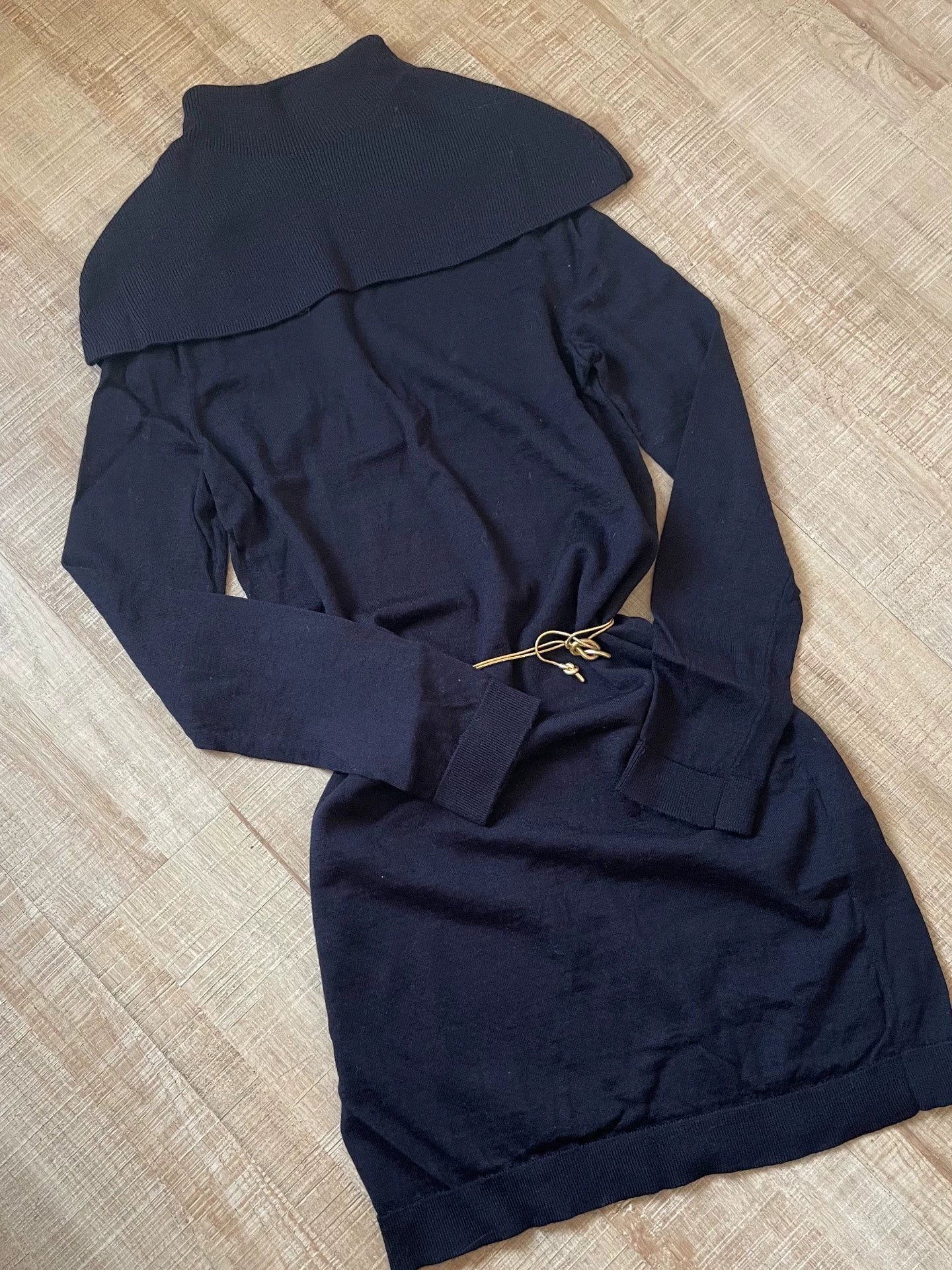 COS Navy Wide-Collar Wool Dress — product detail 2