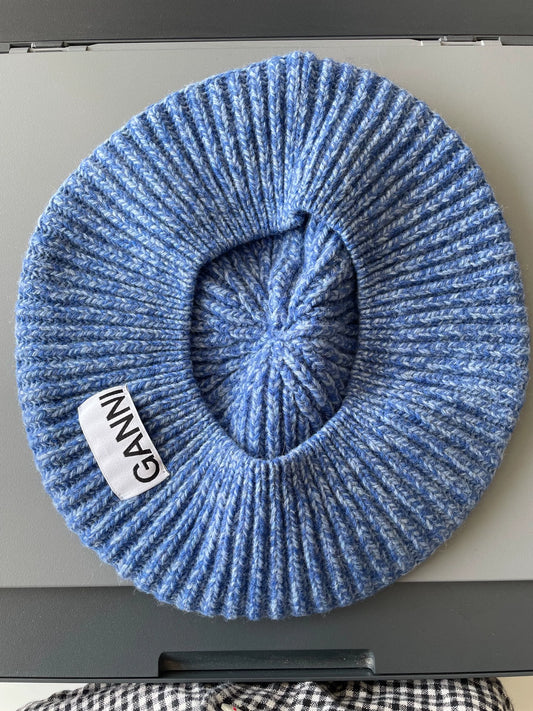 GANNI Blue Wool Beret — front view