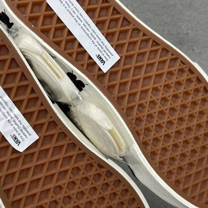 Sandy Liang × Vans Black Bow Sneakers — product detail 6