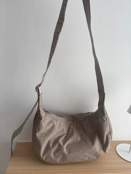 BAGGU Dove Grey Crescent Bag — front view