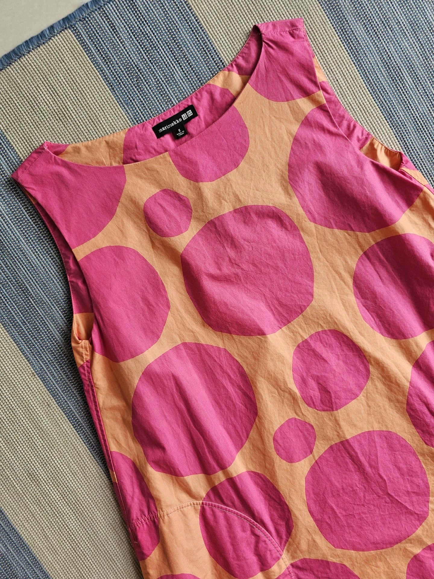 Uniqlo × Marimekko Pink-Orange Printed Dress — product detail 5