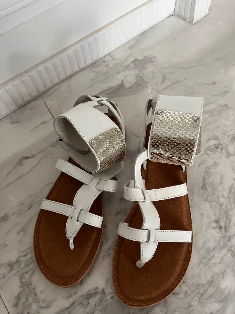 JOY&PEACE — Sandals