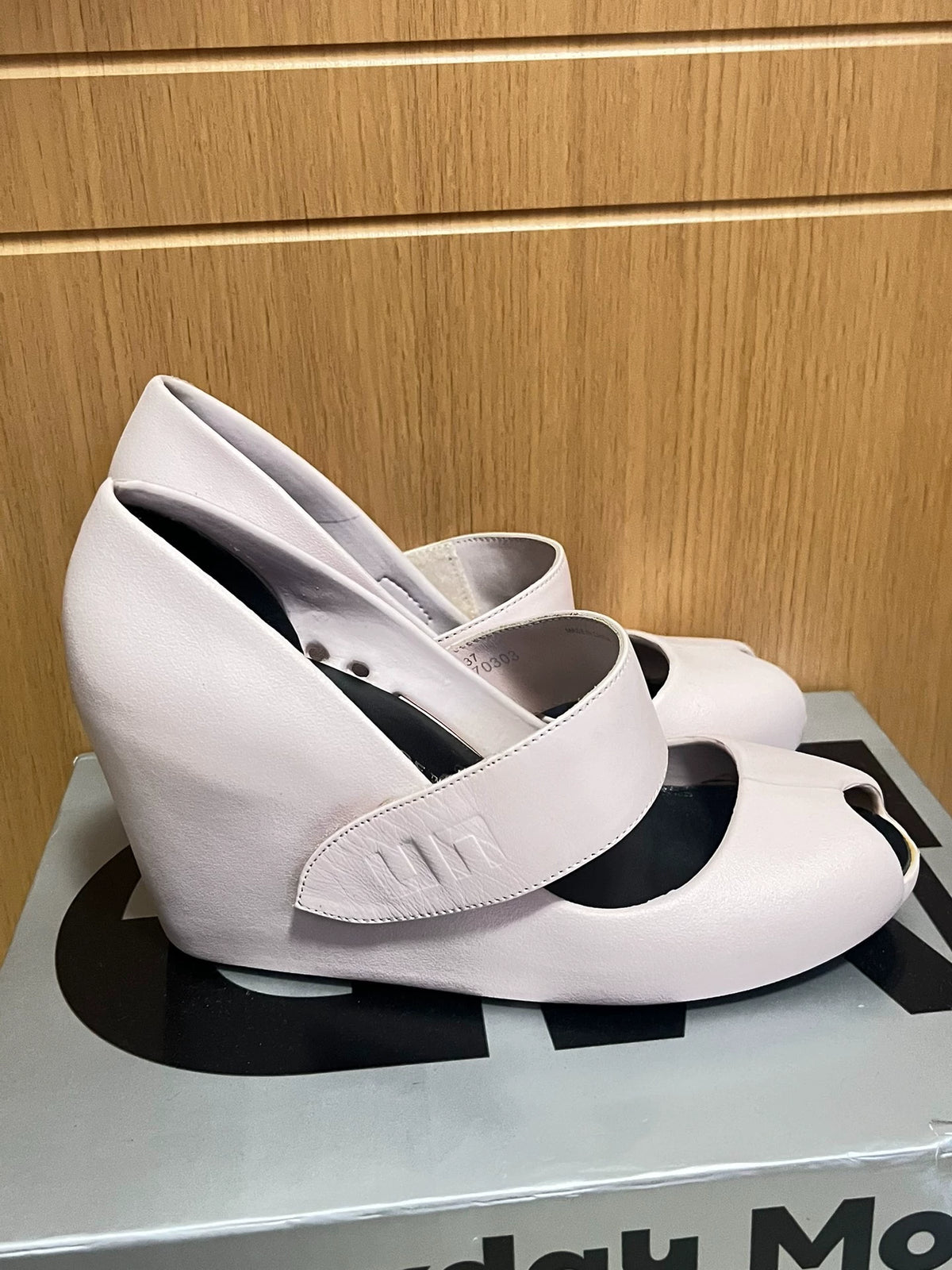 United Nude Architectural Women’s Shoes — original seller image 3