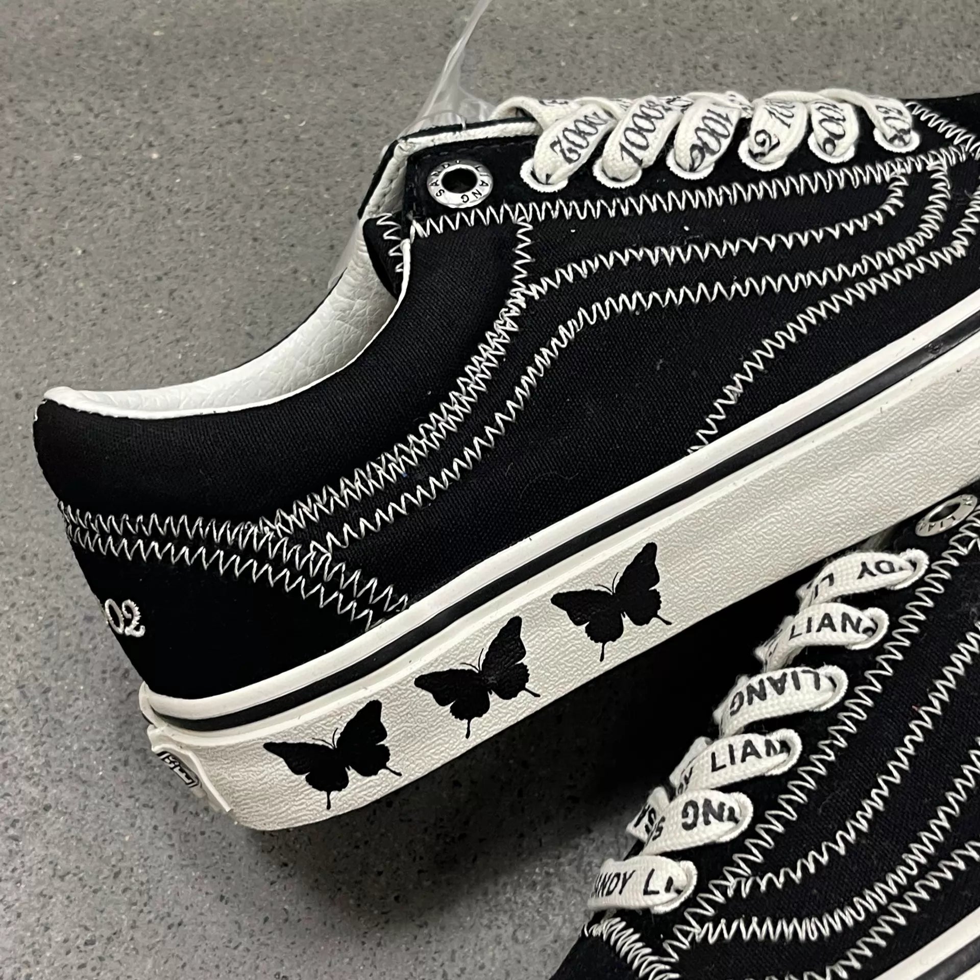 Sandy Liang × Vans Black Bow Sneakers — product detail 2