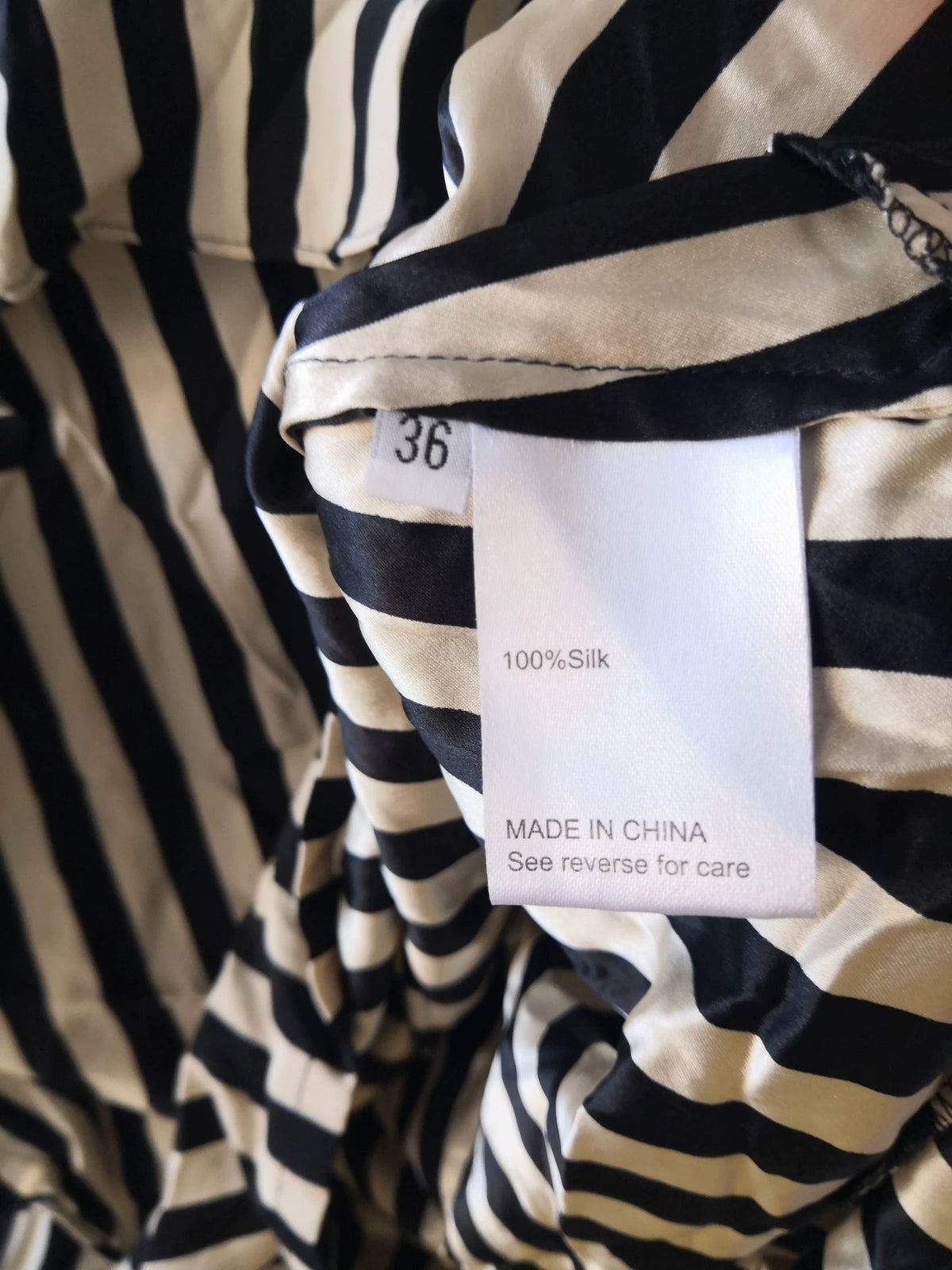 Baum und Pferdgarten Black-and-White Silk Blouse – photograph 5