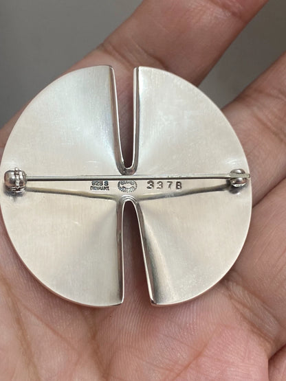 Georg Jensen No. 337B Silver Brooch – photograph 4