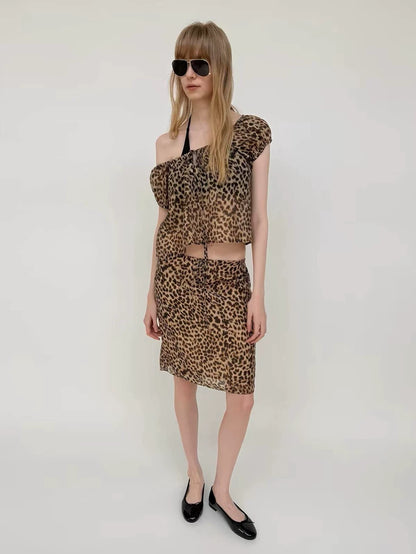 Humor Me leopard top front detail