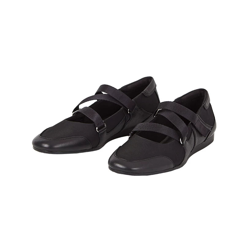 Vagabond Hillary Black Ballet Flats — front view