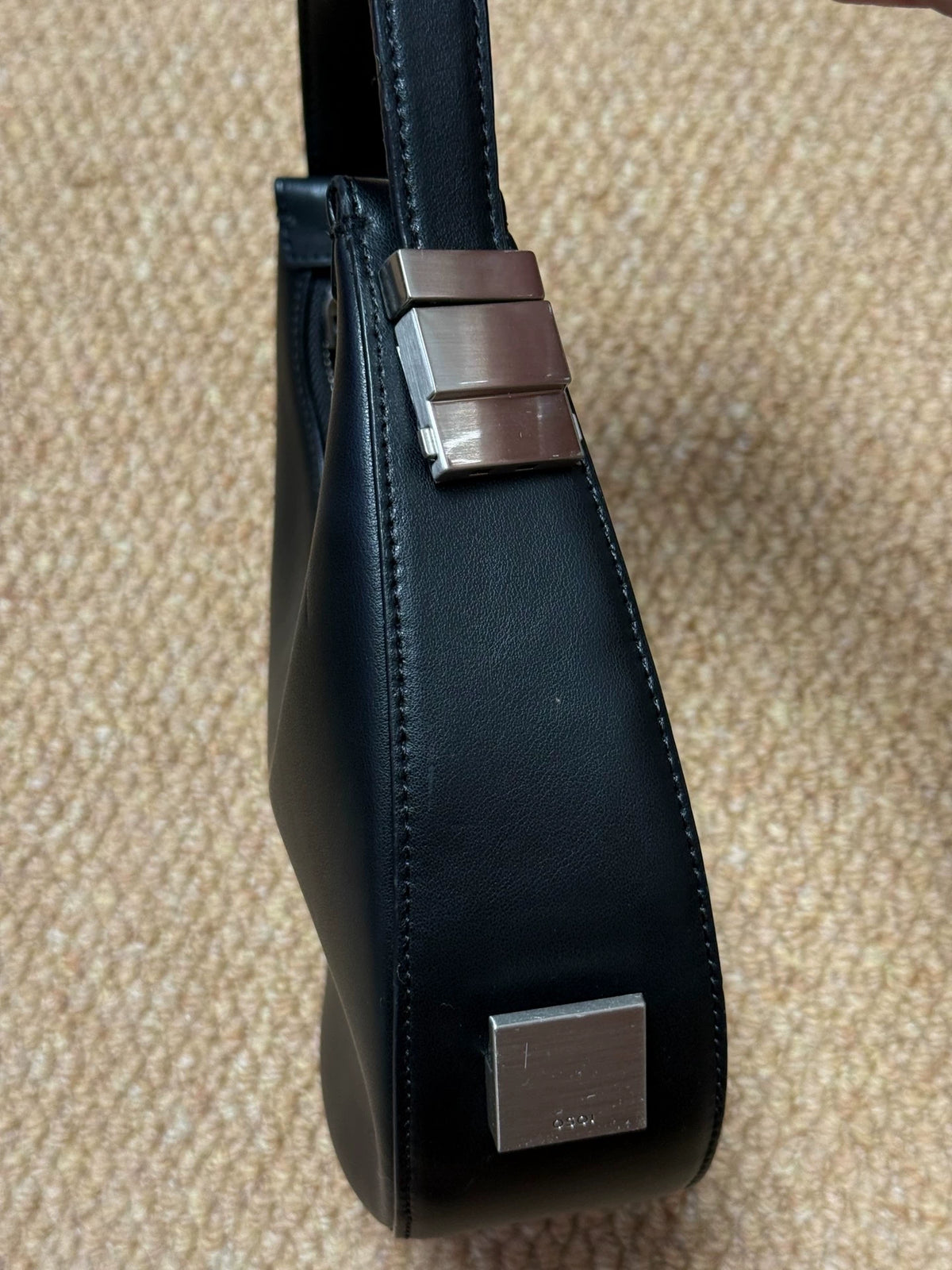 OSOI Black Mini Crescent Bag – photograph 7