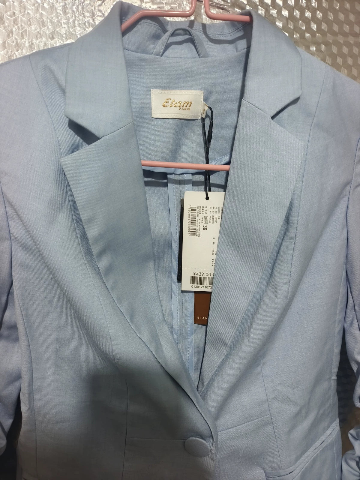 Etam light blue blazer detail
