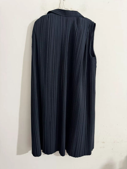 COS Navy Sleeveless Pleated Dress — product detail 2
