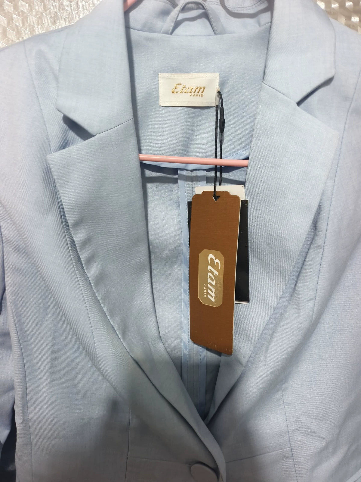 Etam blazer label