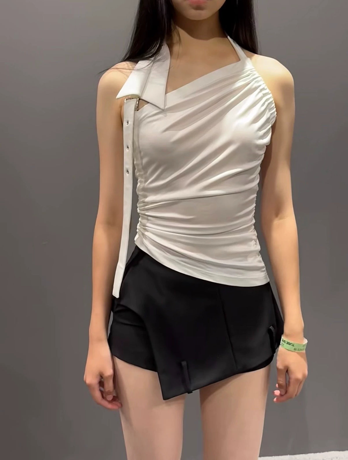 MARRKNULL 2025 SS Asymmetric Ruched Halter Top – L — original seller image 1
