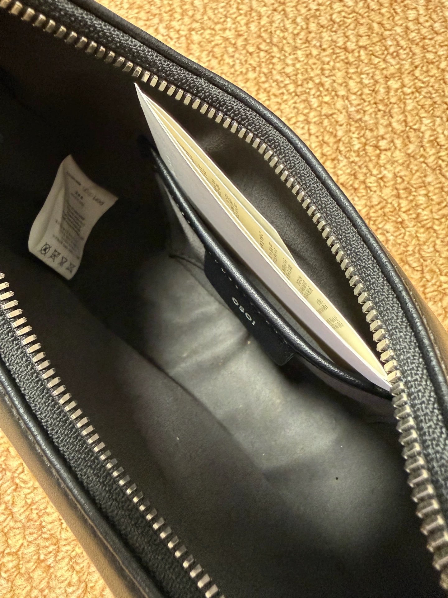 OSOI Black Mini Crescent Bag – photograph 5