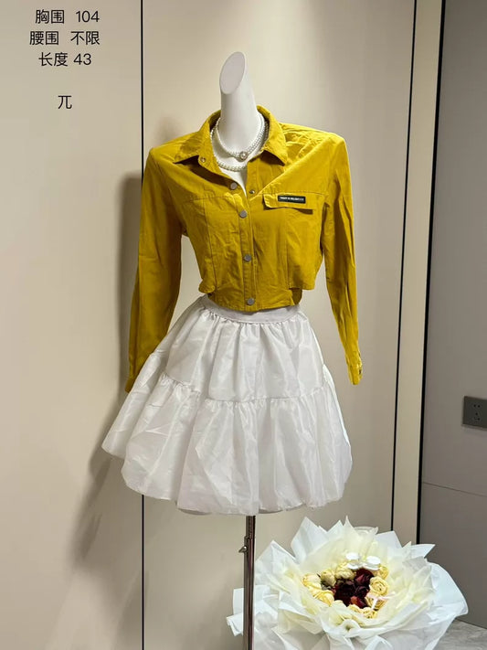 Cropped sleeve blouse