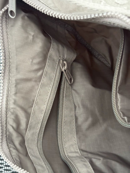 BAGGU Dove Grey Crescent Bag — product detail 5