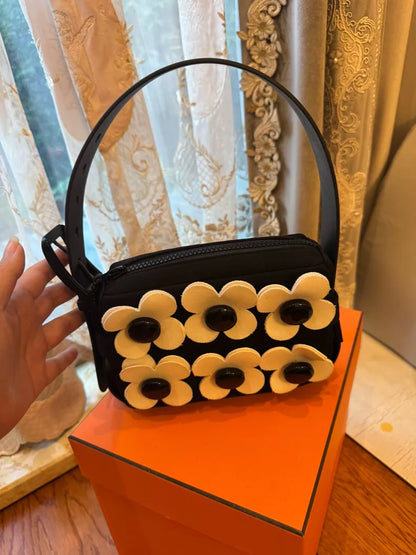 SHUSHU TONG sculpted flower mini handbag