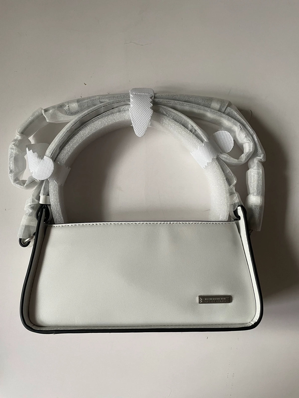 Liebeskind White Crossbody XS Leather Bag – photograph 1