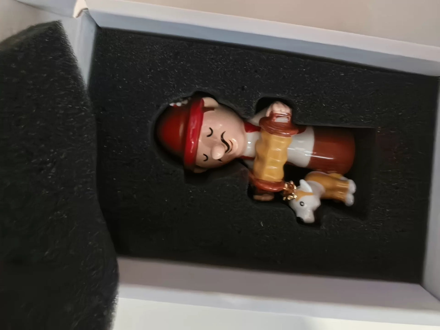 Alessi Accordion Player Ceramic Figurine — product detail 3