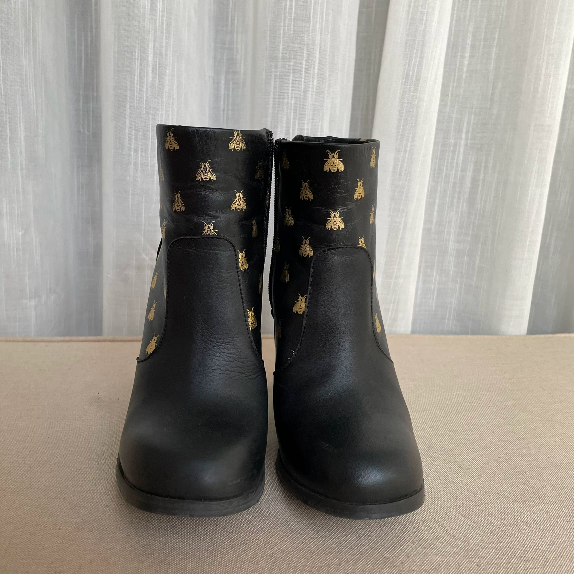 Miista Bee-Detail Ankle Boots – EU 37 — original seller image 3