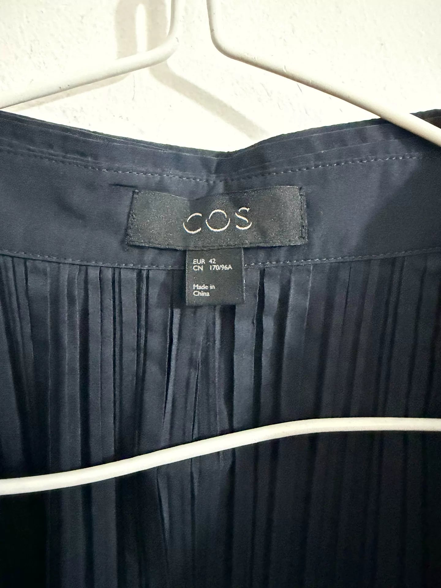 COS Navy Sleeveless Pleated Dress — product detail 3