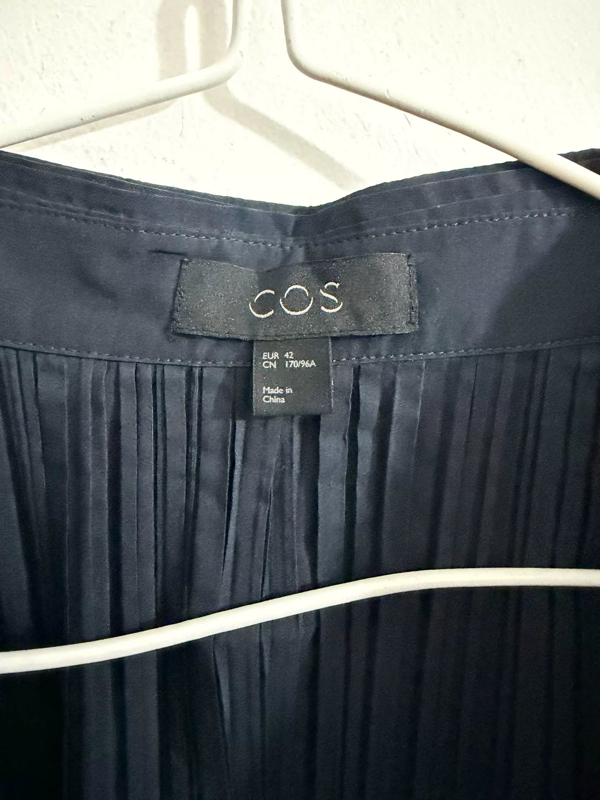 COS Navy Sleeveless Pleated Dress — product detail 3