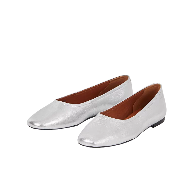Vagabond Jolin Silver Flats — front view
